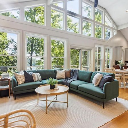 Lanier Landing - Private Dock Hot Tub Game Room غينسفيل المظهر الخارجي الصورة