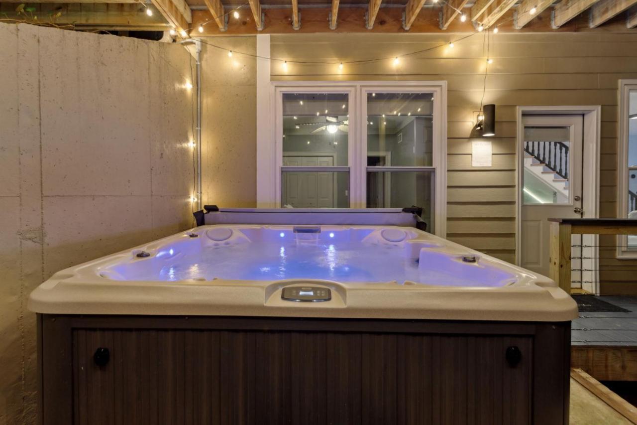 Lanier Landing - Private Dock Hot Tub Game Room غينسفيل المظهر الخارجي الصورة