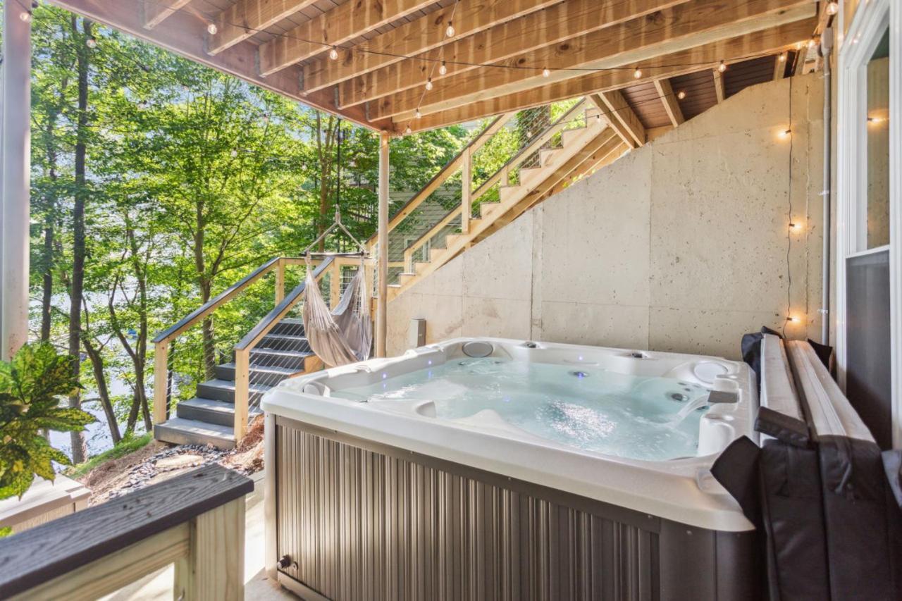 Lanier Landing - Private Dock Hot Tub Game Room غينسفيل المظهر الخارجي الصورة
