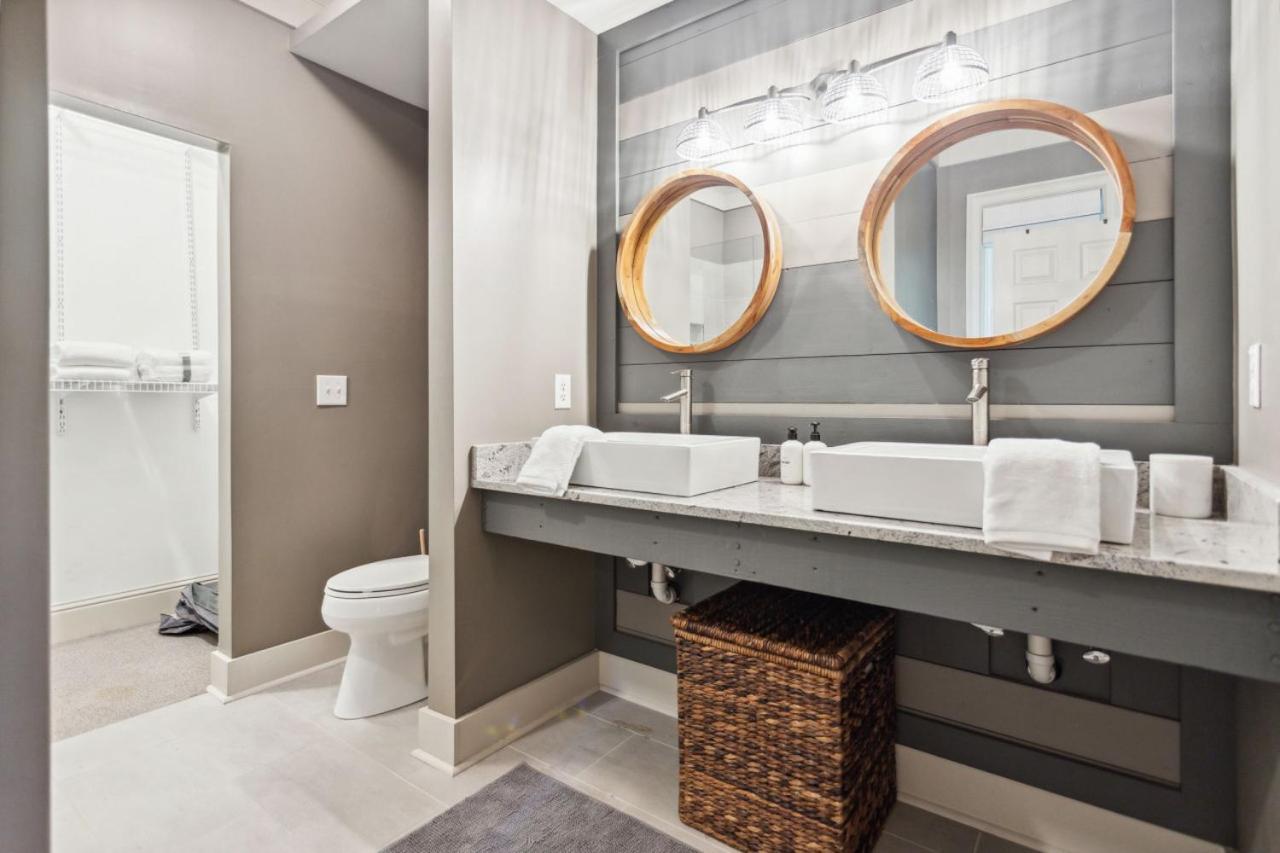 Lanier Landing - Private Dock Hot Tub Game Room غينسفيل المظهر الخارجي الصورة